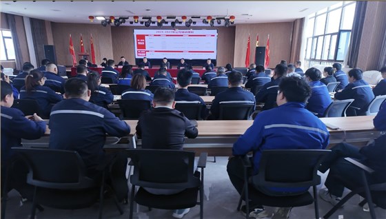 AI赋能，打造职场&ldquo;六边形战士&rdquo;|公司组织DeepSeek等AI工具高级应用实战培训！